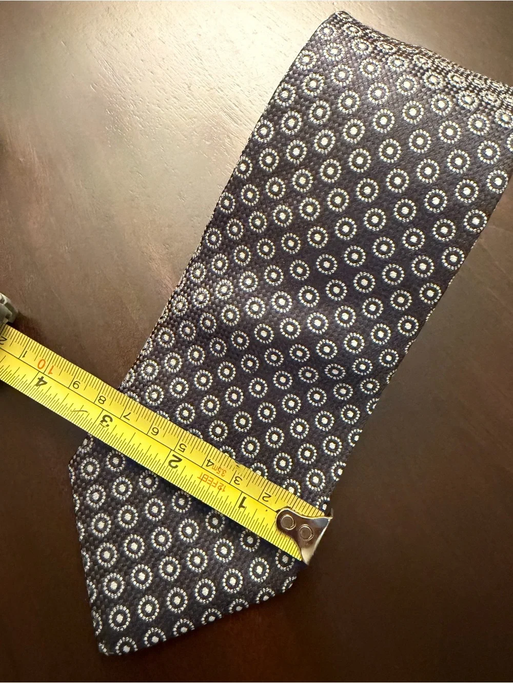 Hugo Boss Classic Men's Navy Patterned Silk Tie 3” wide